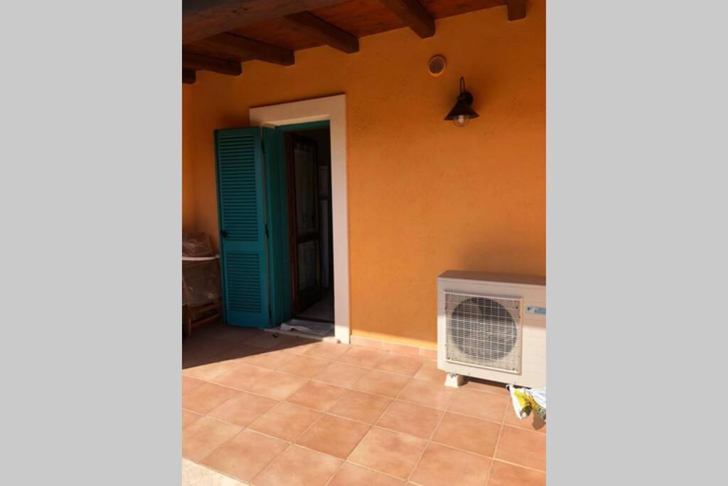 Casa Di Maria - La Pineta Villa ปอร์โตซานเปาโล ภายนอก รูปภาพ